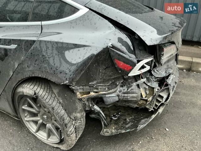 Черный Тесла Модель 3, объемом двигателя 0 л и пробегом 139 тыс. км за 11000 $, фото 6 на Automoto.ua