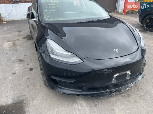 Черный Тесла Модель 3, объемом двигателя 0 л и пробегом 120 тыс. км за 11600 $, фото 6 на Automoto.ua