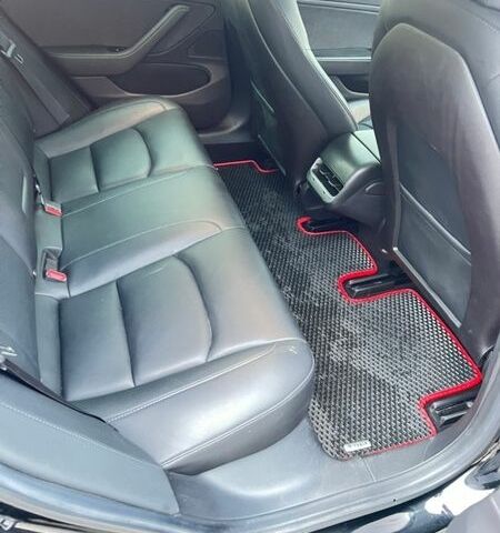 Чорний Тесла Модель 3, об'ємом двигуна 0 л та пробігом 51 тис. км за 17900 $, фото 36 на Automoto.ua