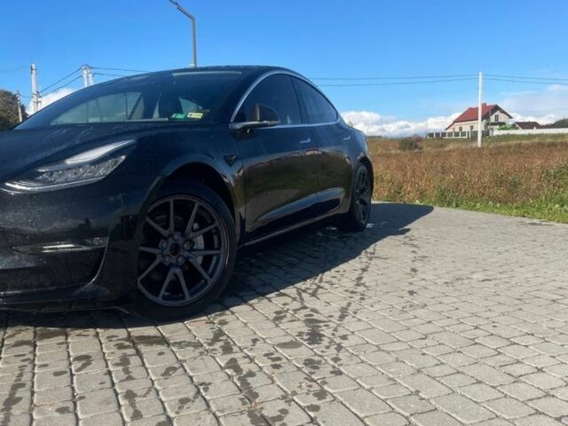 Чорний Тесла Модель 3, об'ємом двигуна 0 л та пробігом 180 тис. км за 17300 $, фото 2 на Automoto.ua
