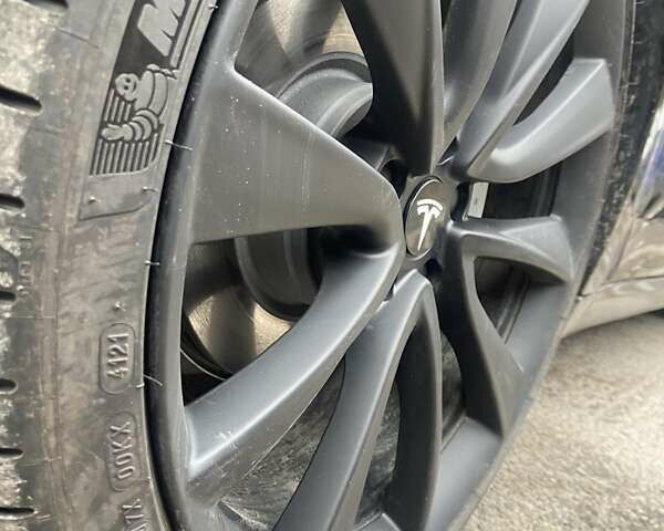 Черный Тесла Модель 3, объемом двигателя 0 л и пробегом 48 тыс. км за 19500 $, фото 7 на Automoto.ua