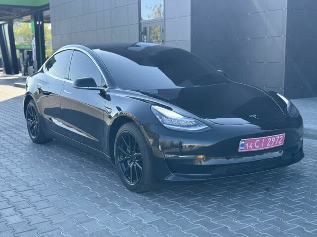 Чорний Тесла Модель 3, об'ємом двигуна 0 л та пробігом 50 тис. км за 19000 $, фото 2 на Automoto.ua