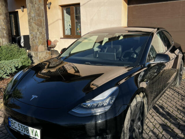 Черный Тесла Модель 3, объемом двигателя 0 л и пробегом 80 тыс. км за 18500 $, фото 3 на Automoto.ua
