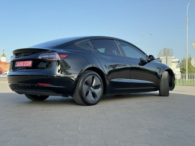 Черный Тесла Модель 3, объемом двигателя 0 л и пробегом 58 тыс. км за 17899 $, фото 2 на Automoto.ua