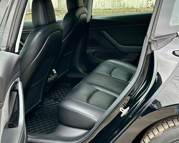 Черный Тесла Модель 3, объемом двигателя 0 л и пробегом 209 тыс. км за 18000 $, фото 80 на Automoto.ua