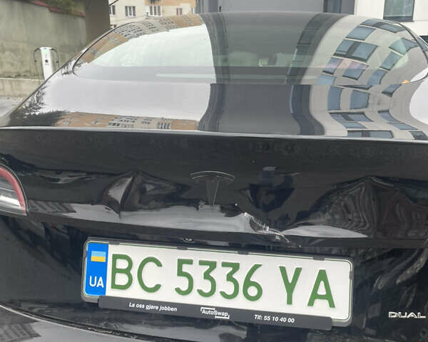 Чорний Тесла Модель 3, об'ємом двигуна 0 л та пробігом 212 тис. км за 22990 $, фото 2 на Automoto.ua