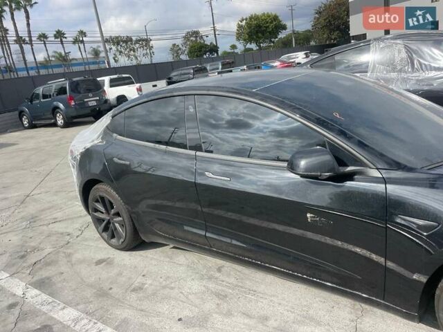 Чорний Тесла Модель 3, об'ємом двигуна 0 л та пробігом 160 тис. км за 12500 $, фото 28 на Automoto.ua