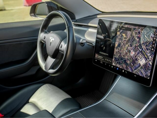 Чорний Тесла Модель 3, об'ємом двигуна 0 л та пробігом 58 тис. км за 24000 $, фото 3 на Automoto.ua