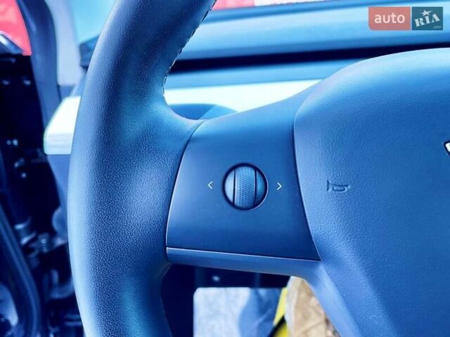 Черный Тесла Модель 3, объемом двигателя 0 л и пробегом 80 тыс. км за 19000 $, фото 37 на Automoto.ua