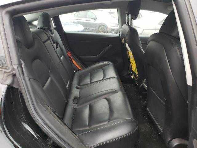 Черный Тесла Модель 3, объемом двигателя 0 л и пробегом 19 тыс. км за 5700 $, фото 9 на Automoto.ua