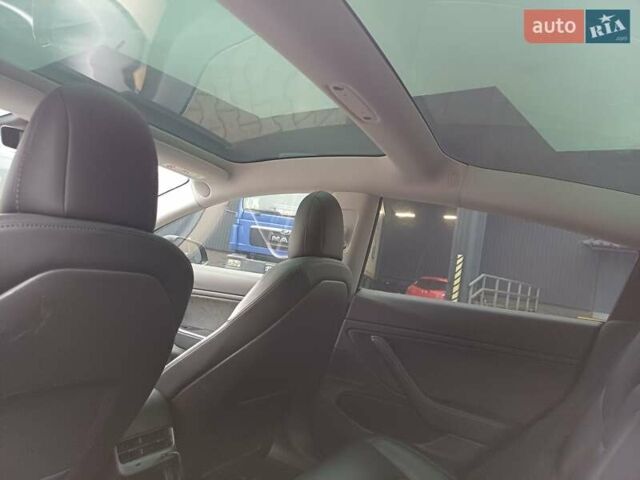 Черный Тесла Модель 3, объемом двигателя 0 л и пробегом 179 тыс. км за 17500 $, фото 20 на Automoto.ua
