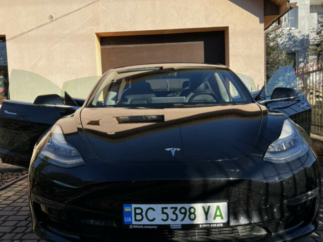 Черный Тесла Модель 3, объемом двигателя 0 л и пробегом 80 тыс. км за 18500 $, фото 5 на Automoto.ua