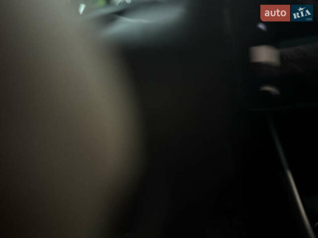 Чорний Тесла Модель 3, об'ємом двигуна 0 л та пробігом 186 тис. км за 17500 $, фото 34 на Automoto.ua