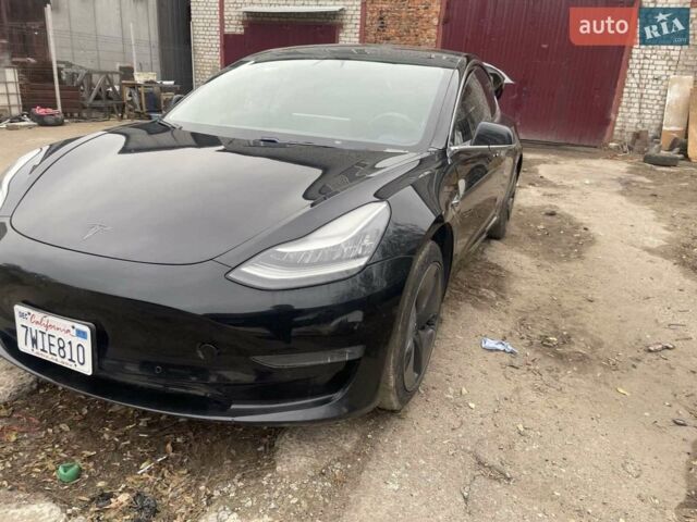 Черный Тесла Модель 3, объемом двигателя 0 л и пробегом 196 тыс. км за 14950 $, фото 2 на Automoto.ua