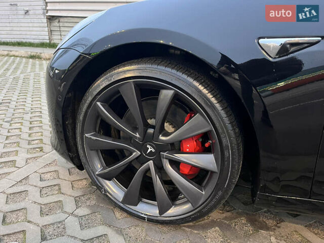 Черный Тесла Модель 3, объемом двигателя 0 л и пробегом 77 тыс. км за 20000 $, фото 31 на Automoto.ua