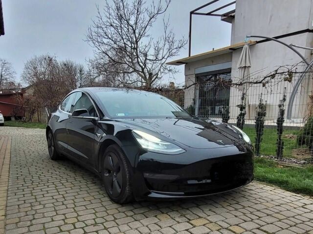 Черный Тесла Модель 3, объемом двигателя 0 л и пробегом 65 тыс. км за 334 $, фото 1 на Automoto.ua