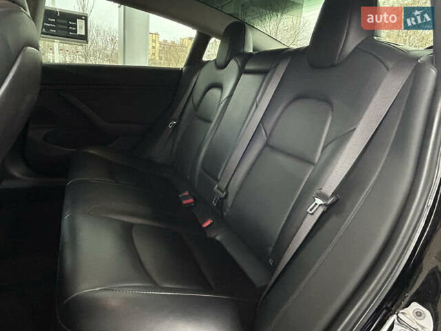 Черный Тесла Модель 3, объемом двигателя 0 л и пробегом 85 тыс. км за 19999 $, фото 8 на Automoto.ua