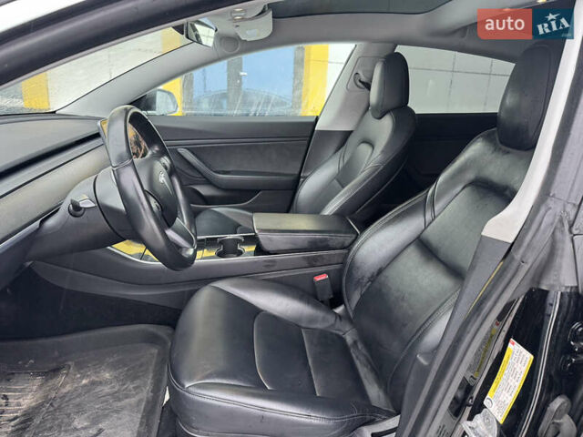 Черный Тесла Модель 3, объемом двигателя 0 л и пробегом 139 тыс. км за 18500 $, фото 11 на Automoto.ua