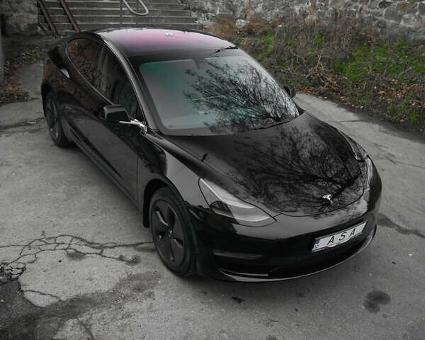 Черный Тесла Модель 3, объемом двигателя 0 л и пробегом 195 тыс. км за 19919 $, фото 2 на Automoto.ua