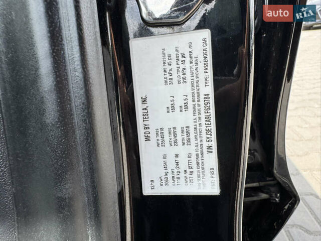 Черный Тесла Модель 3, объемом двигателя 0 л и пробегом 80 тыс. км за 15700 $, фото 34 на Automoto.ua