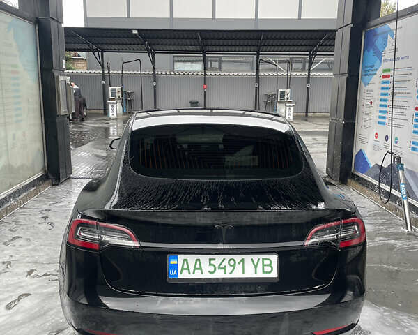 Черный Тесла Модель 3, объемом двигателя 0 л и пробегом 159 тыс. км за 17999 $, фото 3 на Automoto.ua