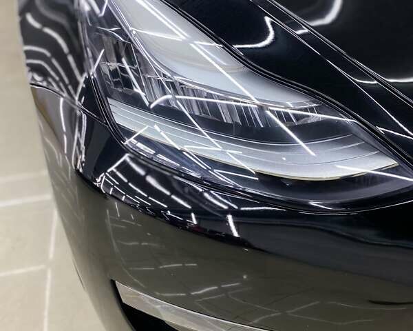 Черный Тесла Модель 3, объемом двигателя 0 л и пробегом 55 тыс. км за 29499 $, фото 2 на Automoto.ua