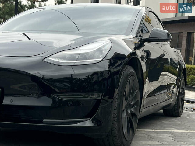 Черный Тесла Модель 3, объемом двигателя 0 л и пробегом 93 тыс. км за 15600 $, фото 2 на Automoto.ua