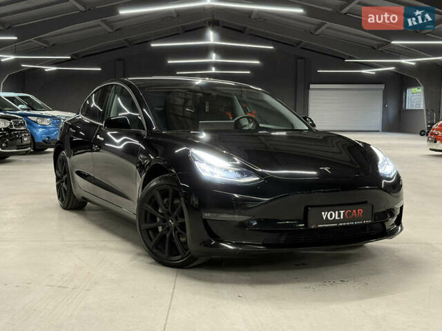 Черный Тесла Модель 3, объемом двигателя 0 л и пробегом 209 тыс. км за 17900 $, фото 1 на Automoto.ua