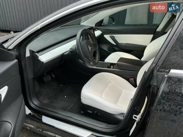 Черный Тесла Модель 3, объемом двигателя 0 л и пробегом 139 тыс. км за 11000 $, фото 9 на Automoto.ua
