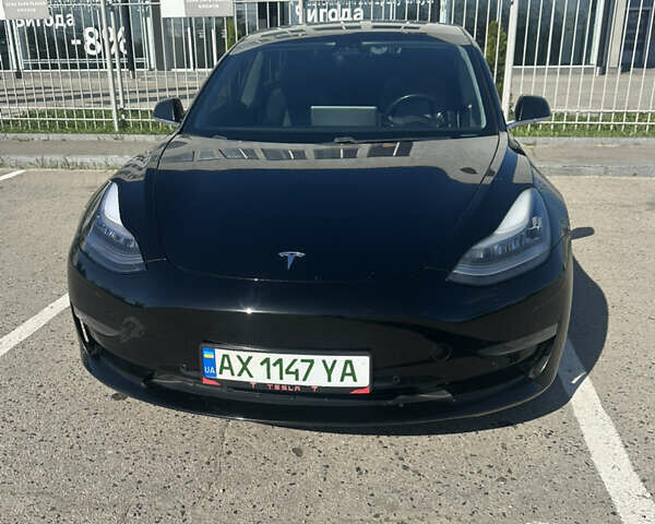 Черный Тесла Модель 3, объемом двигателя 0 л и пробегом 150 тыс. км за 20000 $, фото 1 на Automoto.ua