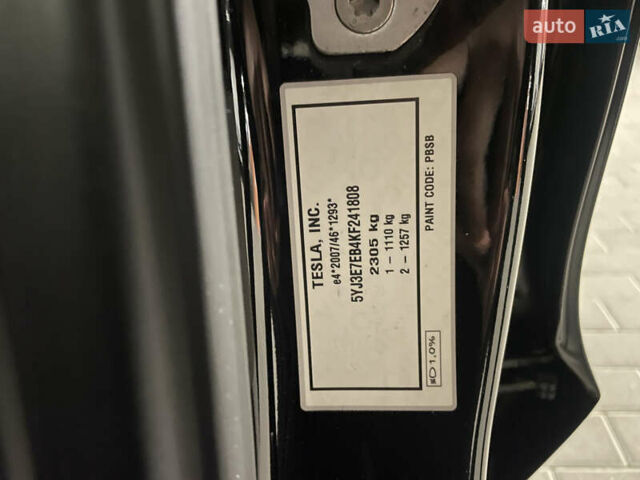 Тесла Модель 3 2019 в Киеве на Automoto.ua Черный Тесла Модель 3, объемом двигателя 0 л и пробегом 102 тыс. км за 19999 $, фото 9 на Automoto.ua