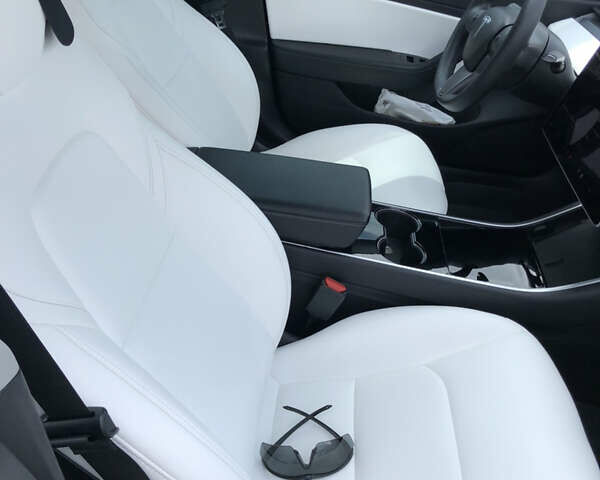 Черный Тесла Модель 3, объемом двигателя 0 л и пробегом 111 тыс. км за 21000 $, фото 14 на Automoto.ua