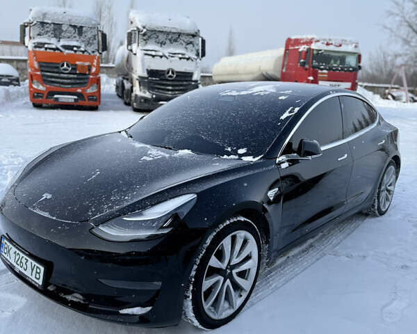 Чорний Тесла Модель 3, об'ємом двигуна 0 л та пробігом 199 тис. км за 13750 $, фото 6 на Automoto.ua