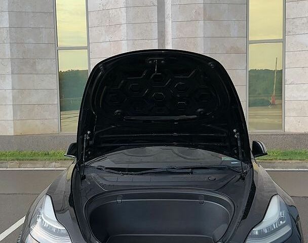Чорний Тесла Модель 3, об'ємом двигуна 0 л та пробігом 156 тис. км за 17500 $, фото 17 на Automoto.ua