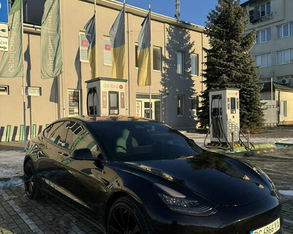 Чорний Тесла Модель 3, об'ємом двигуна 0 л та пробігом 111 тис. км за 18000 $, фото 18 на Automoto.ua