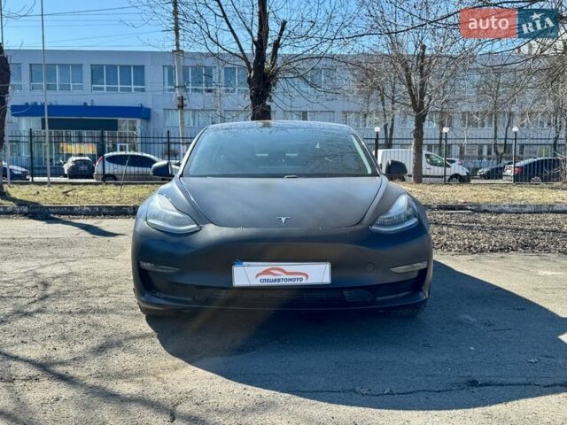 Черный Тесла Модель 3, объемом двигателя 0 л и пробегом 170 тыс. км за 13990 $, фото 6 на Automoto.ua