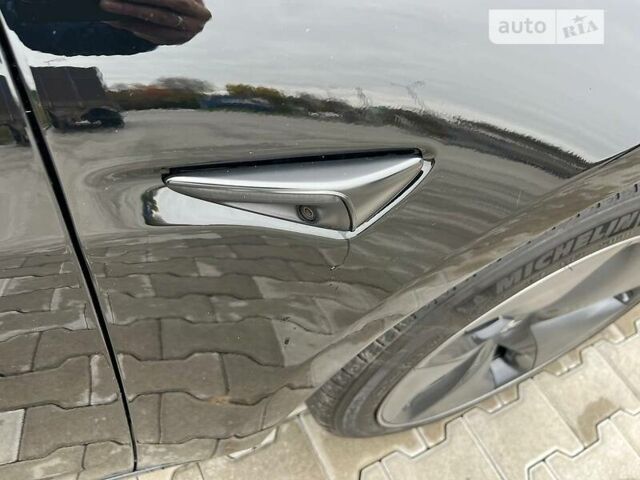 Чорний Тесла Модель 3, об'ємом двигуна 0 л та пробігом 110 тис. км за 15300 $, фото 11 на Automoto.ua