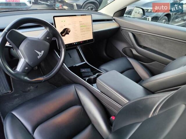 Черный Тесла Модель 3, объемом двигателя 0 л и пробегом 120 тыс. км за 18888 $, фото 34 на Automoto.ua