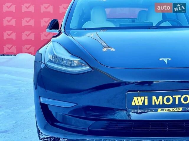 Черный Тесла Модель 3, объемом двигателя 0 л и пробегом 80 тыс. км за 19000 $, фото 4 на Automoto.ua