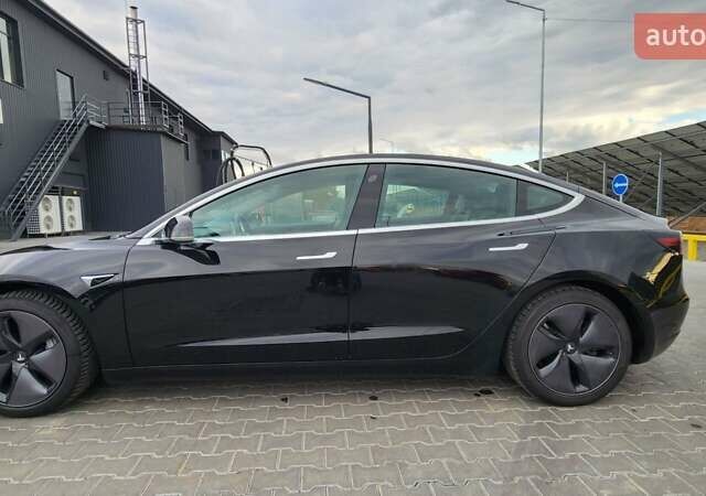 Черный Тесла Модель 3, объемом двигателя 0 л и пробегом 113 тыс. км за 17000 $, фото 5 на Automoto.ua