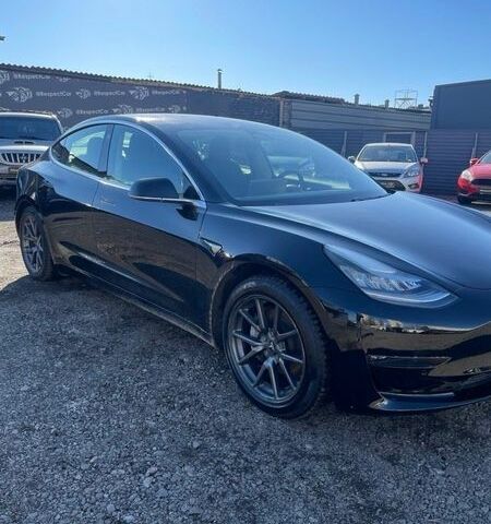 Чорний Тесла Модель 3, об'ємом двигуна 0 л та пробігом 127 тис. км за 16600 $, фото 2 на Automoto.ua