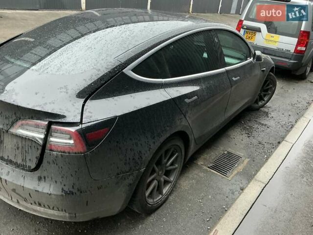 Черный Тесла Модель 3, объемом двигателя 0 л и пробегом 139 тыс. км за 11000 $, фото 2 на Automoto.ua