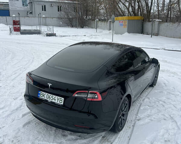Черный Тесла Модель 3, объемом двигателя 0 л и пробегом 77 тыс. км за 12100 $, фото 2 на Automoto.ua
