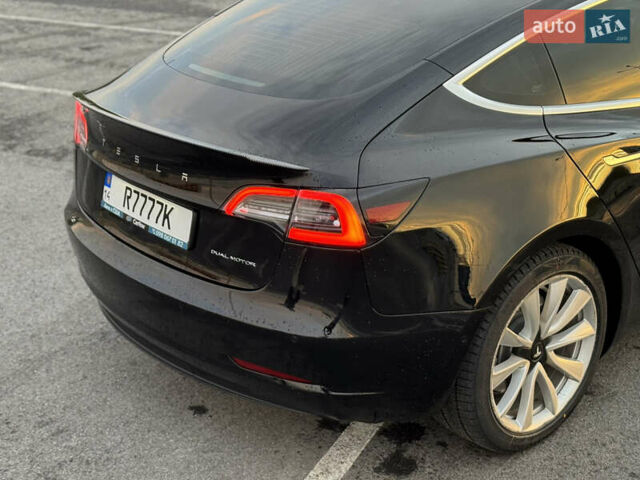 Черный Тесла Модель 3, объемом двигателя 0 л и пробегом 98 тыс. км за 17900 $, фото 4 на Automoto.ua