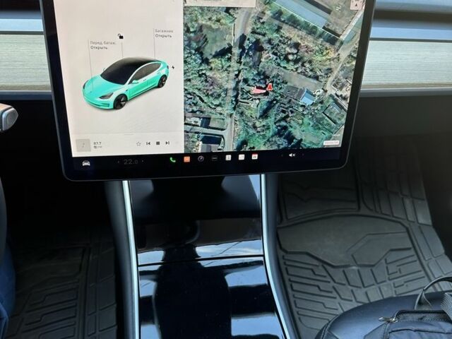 Черный Тесла Модель 3, объемом двигателя 0 л и пробегом 176 тыс. км за 14000 $, фото 21 на Automoto.ua