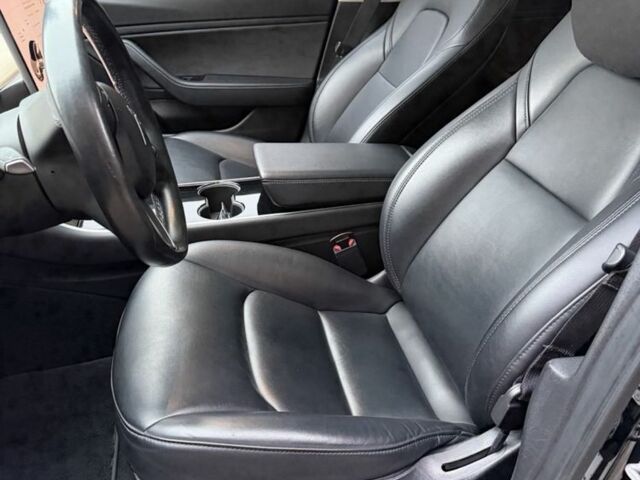 Чорний Тесла Модель 3, об'ємом двигуна 0 л та пробігом 157 тис. км за 15900 $, фото 1 на Automoto.ua