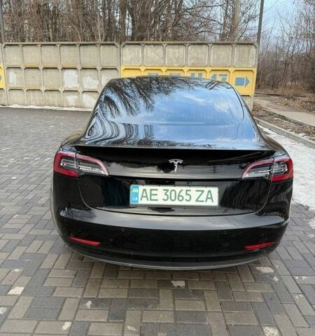 Черный Тесла Модель 3, объемом двигателя 0 л и пробегом 89 тыс. км за 15500 $, фото 16 на Automoto.ua