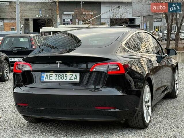 Чорний Тесла Модель 3, об'ємом двигуна 0 л та пробігом 150 тис. км за 15900 $, фото 6 на Automoto.ua