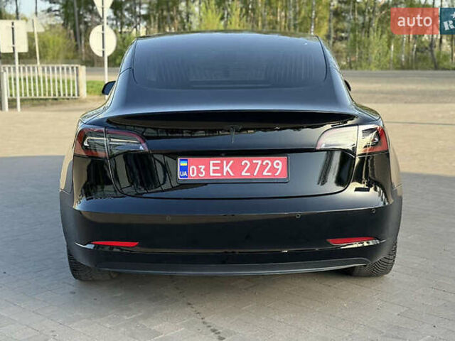 Черный Тесла Модель 3, объемом двигателя 0 л и пробегом 69 тыс. км за 15100 $, фото 5 на Automoto.ua