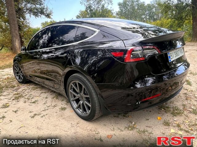 Чорний Тесла Модель 3, об'ємом двигуна 0 л та пробігом 16000 тис. км за 16700 $, фото 10 на Automoto.ua